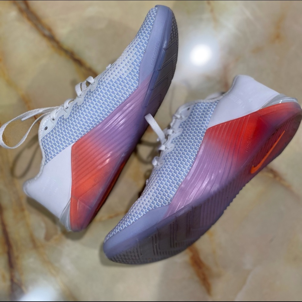 Nike Women’s Metcon 5 Training Shoes Size 6